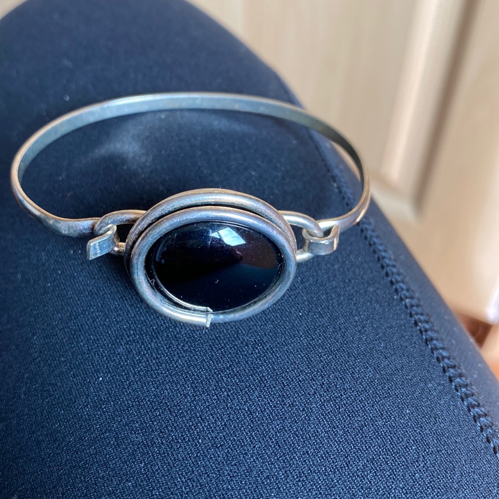 Black stone bracelet